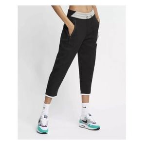 Nike Tech fleece cropped pants